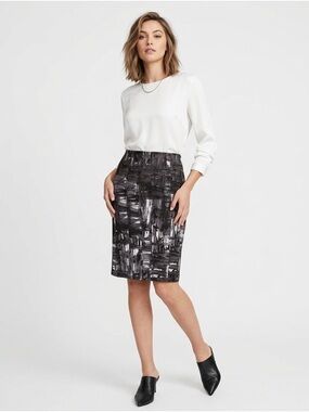 Vince Black and White Abstract Printed Silk High Waisted Skirt Size 4